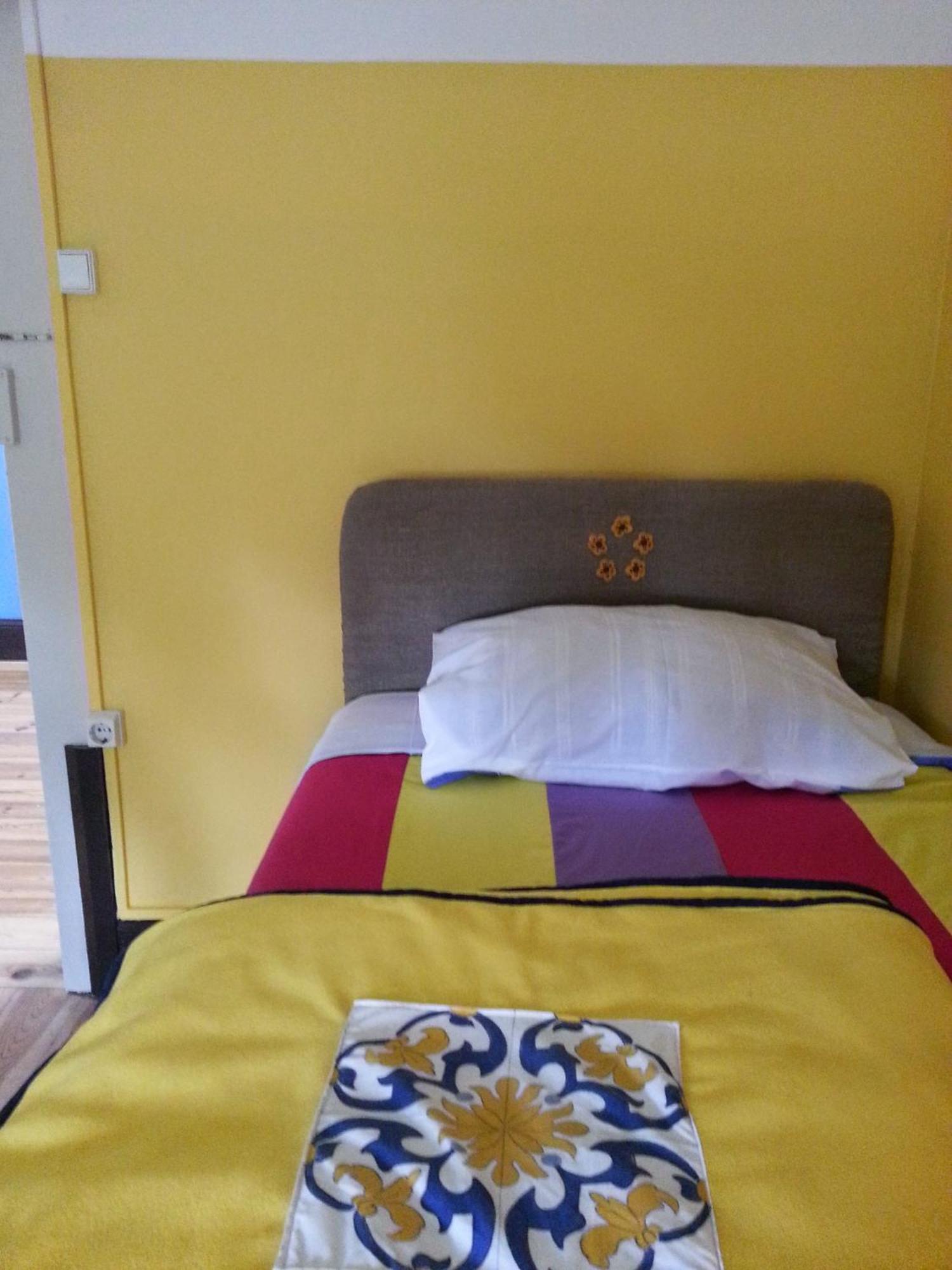 Csi Coimbra & Guest House - Student Accommodation Bilik gambar